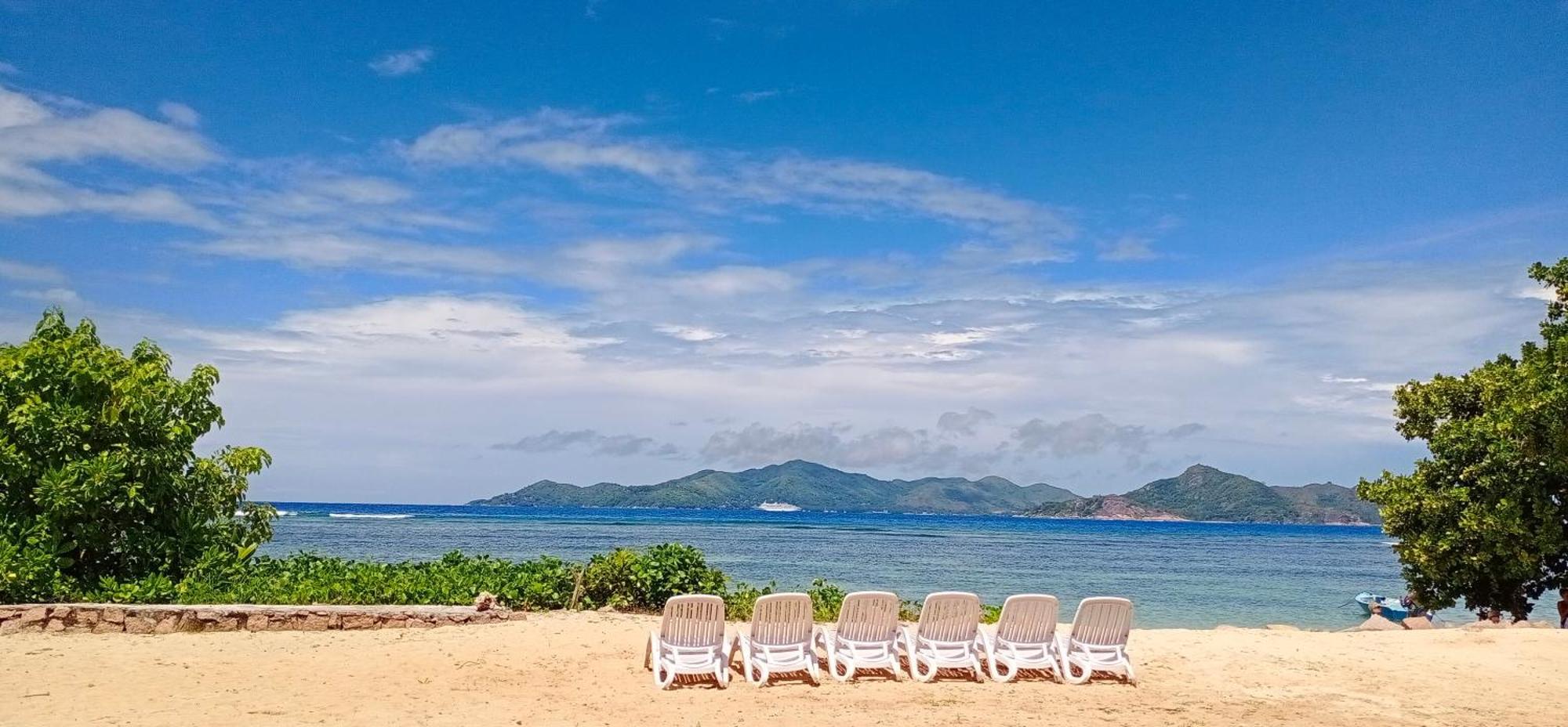 Le Surmer Self Catering La Digue (Ile de)