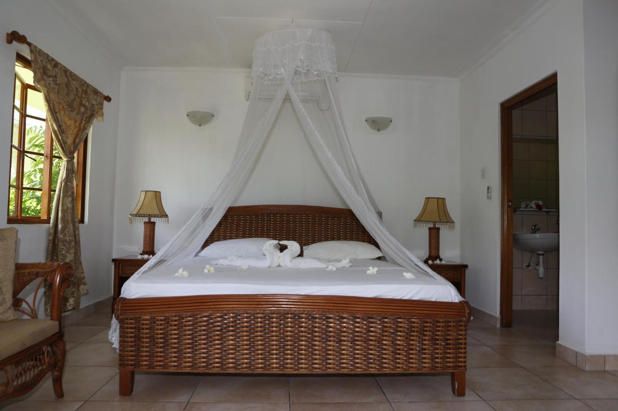 Le Surmer Self Catering * La Digue (Ile de)